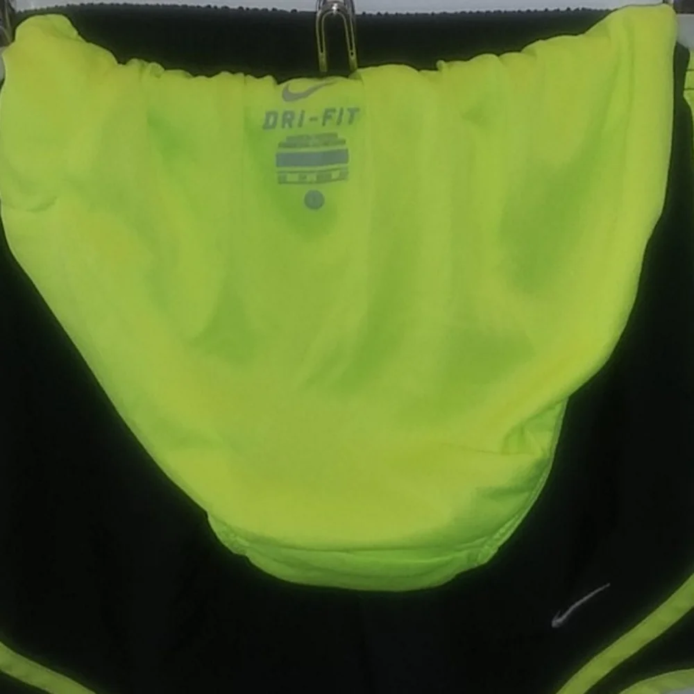 Nike Dri Fit Black & Green Shorts Size XS